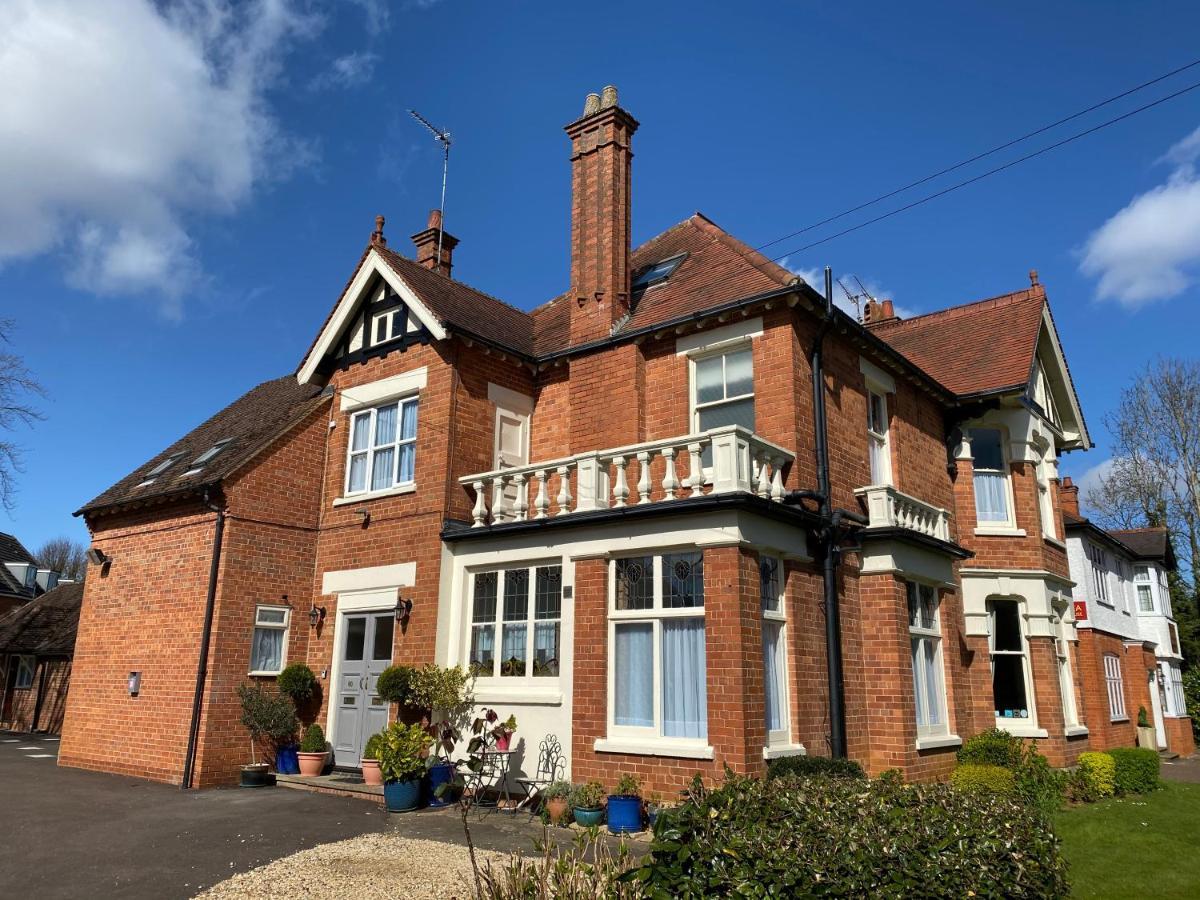 Fairlawns Guest House Banbury Exterior photo