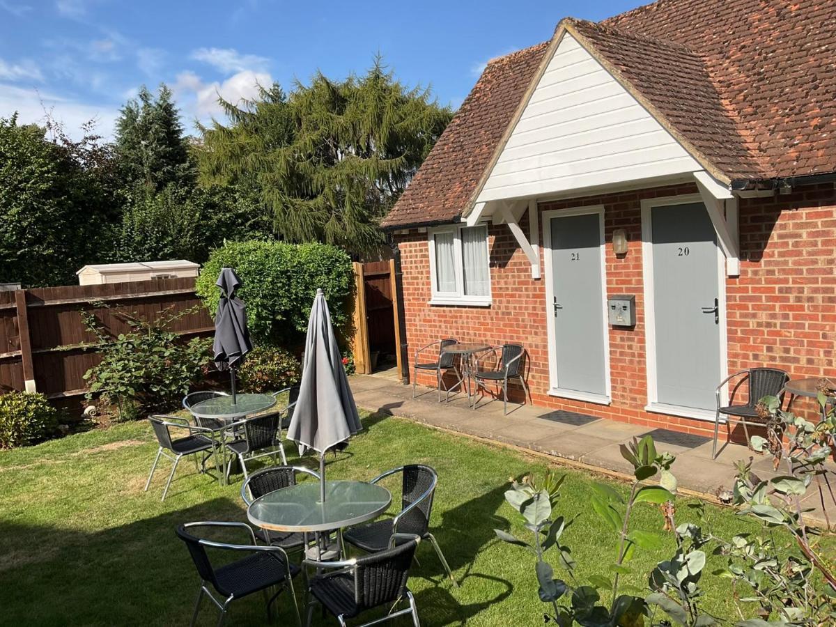 Fairlawns Guest House Banbury Exterior photo