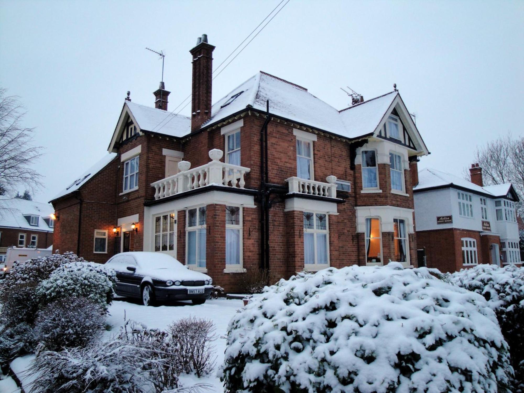 Fairlawns Guest House Banbury Exterior photo
